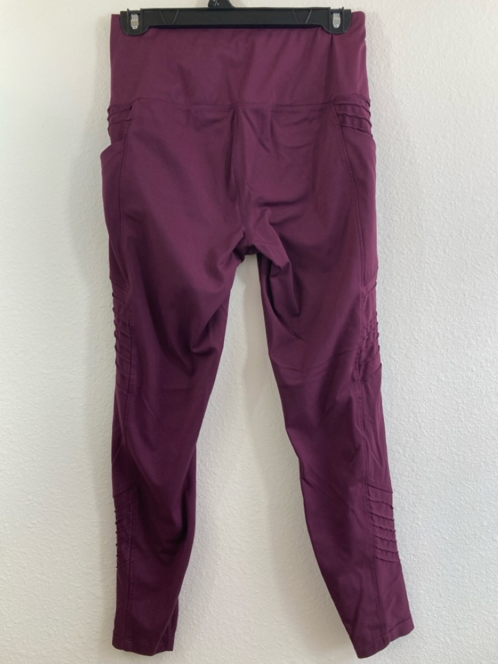 Member’s Mark Everyday Moto Ankle Leggings Size M Cinnamon Cherry Pockets - Picture 7 of 10